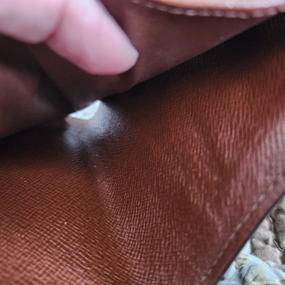 Louis Vuitton compact zipped wallet - Picture 8 of 12